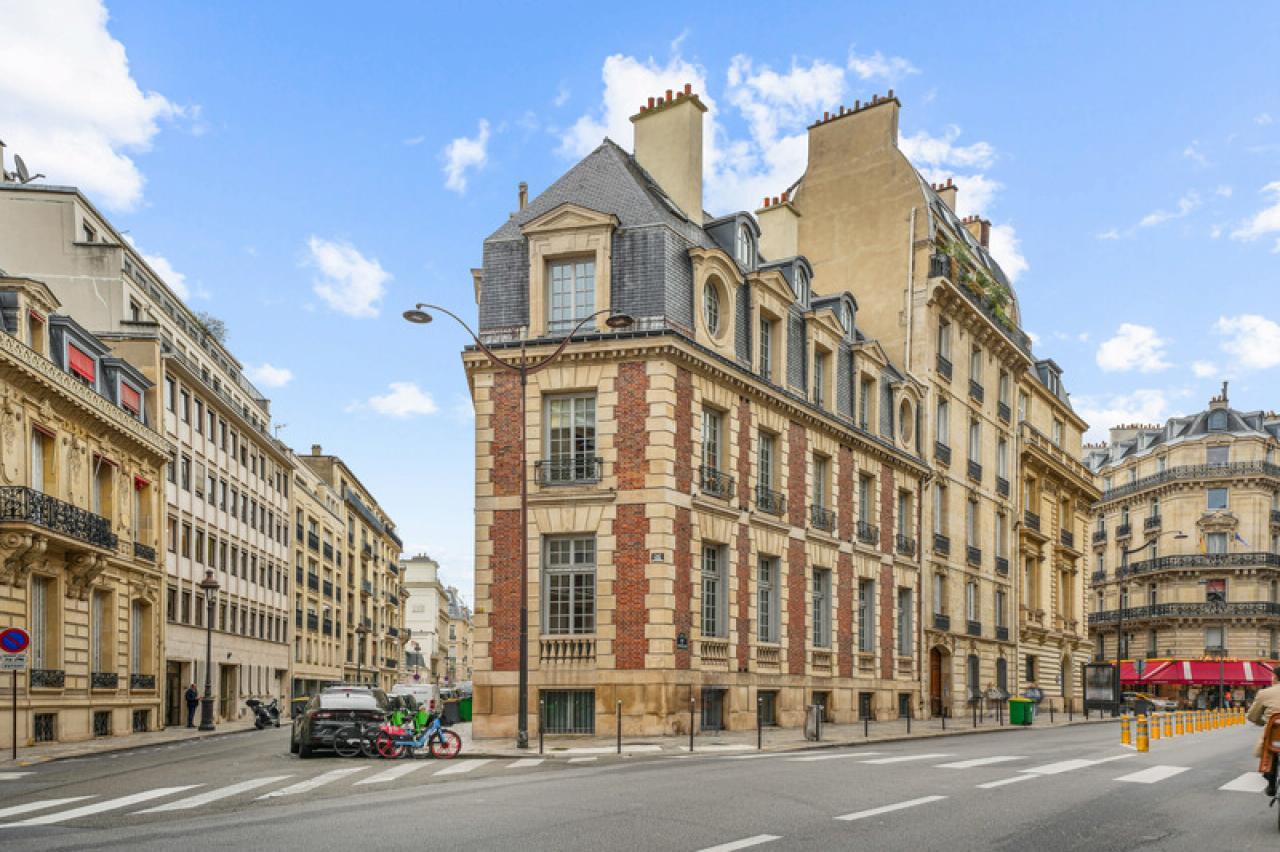Bureau Paris 695m² Location bureau Paris OLBUR2530317 2